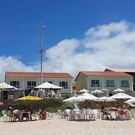 Residencial a Beira Mar Pero-2